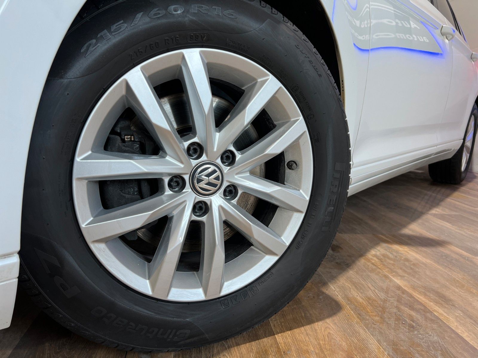 Fahrzeugabbildung Volkswagen Passat Variant Business 2,0TDI *NAVI*ASSiST*LED