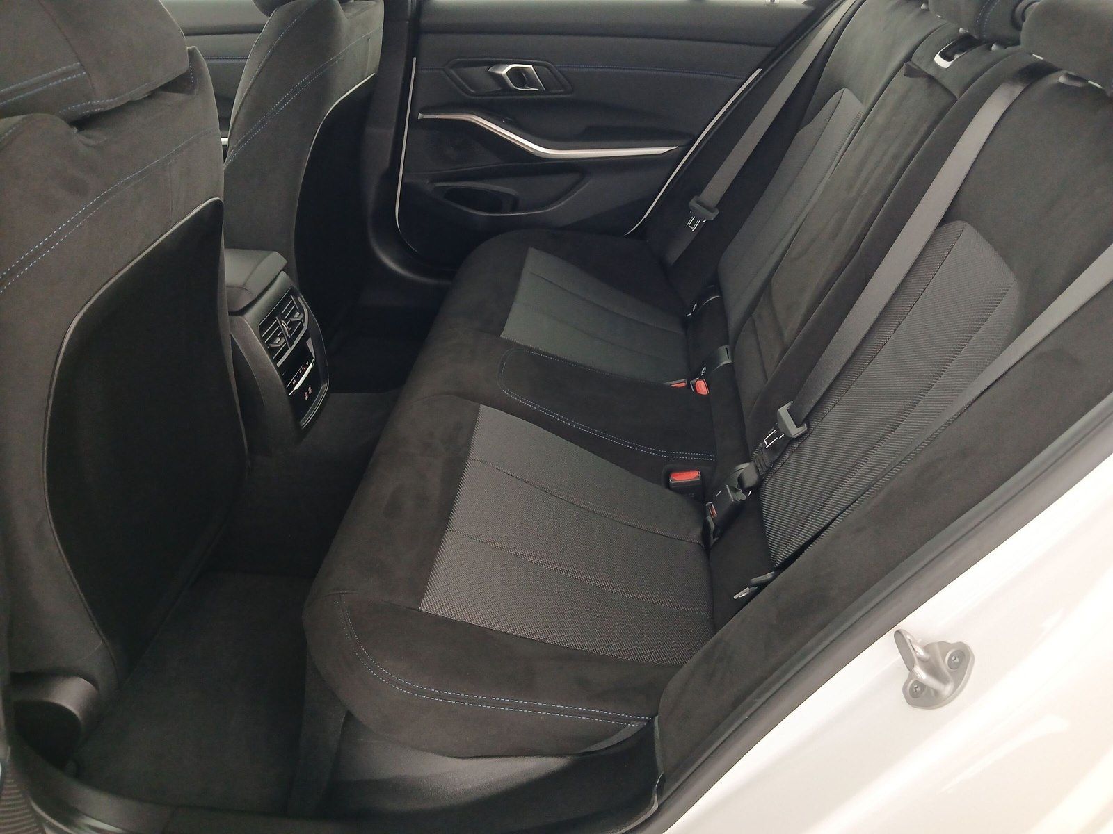 BMW 320 - Bild 12