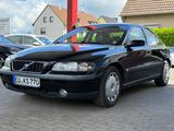 Volvo S60 2.4 Summum 125kW LPG STAKO 1.HAND/LEDER - mit LPG-Antrieb: Limousine