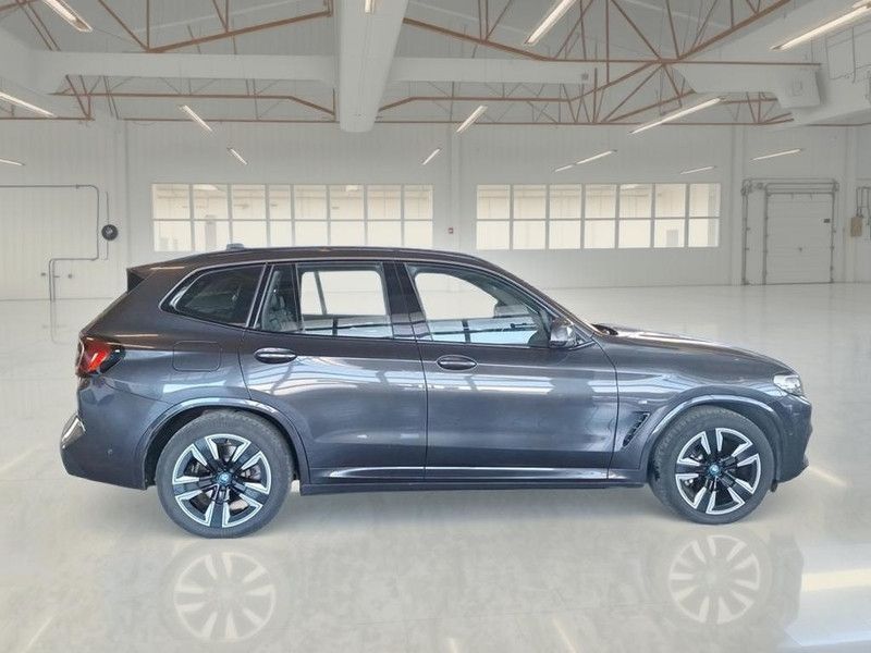 BMW 110 CV INSPIRING AUTO SUV imagem 3