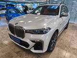 BMW X7 M50 d - weiße BMW X7