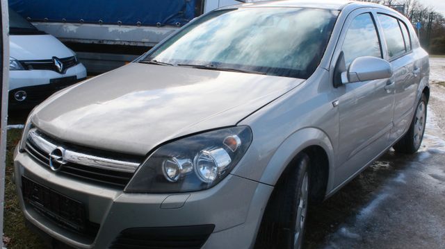 Opel Astra H  1,6 Twinport  Edition Unfall