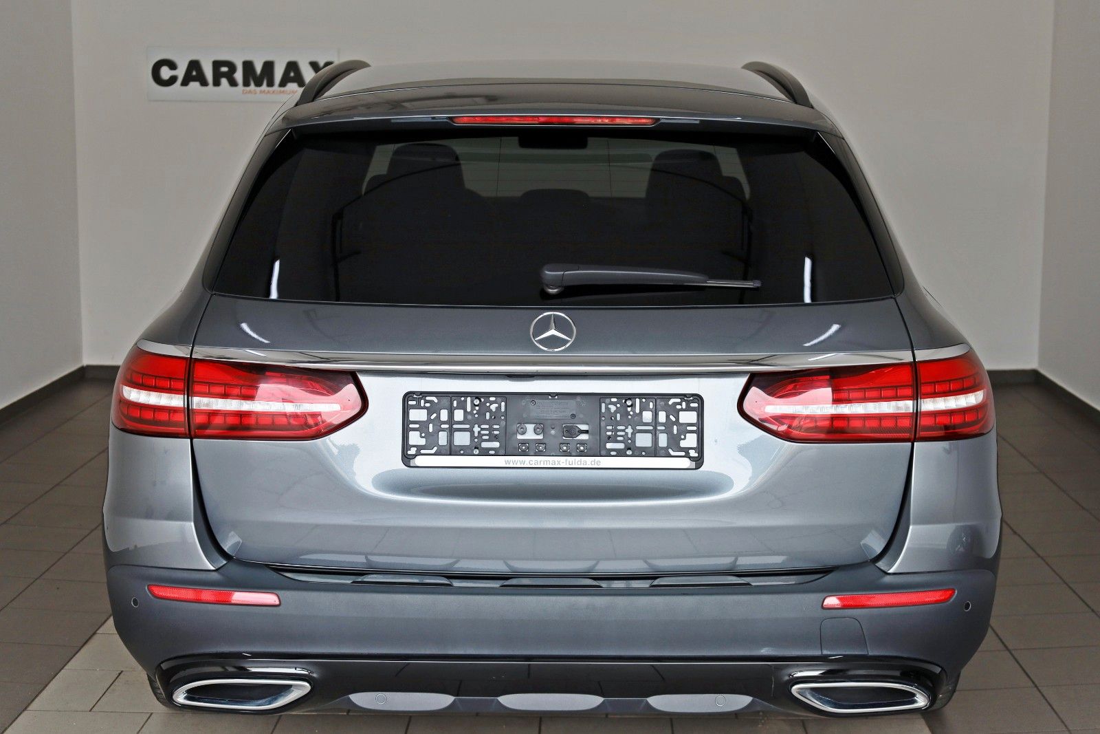 Fahrzeugabbildung Mercedes-Benz E 220 d 4M All-Terrain,Kamera,Navi,SH,AHK, SR+WR