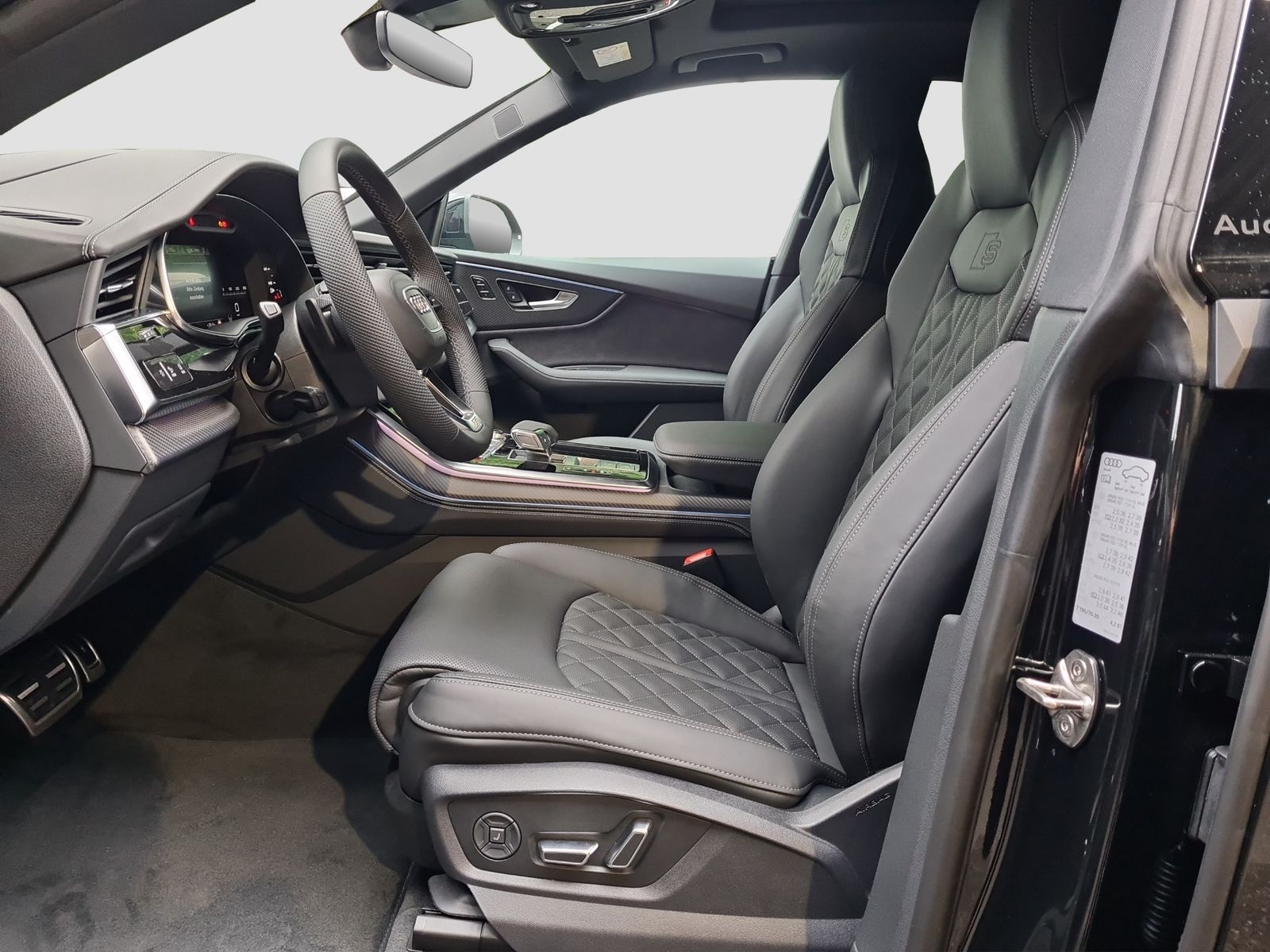 Audi SQ8 - Bild 9