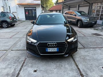 Audi A4 - 1