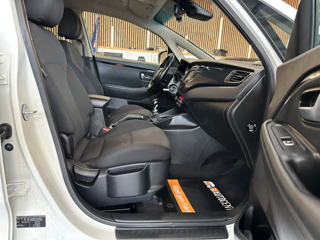 Kia Carens UEFA Euro 2016 *2. Hand*Klima*Kamera*Navi