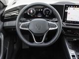 Volkswagen Passat Variant 1.5 eTSI DSG MATRIX ACC AUT KAM - mit Benzin-Antrieb: Bordcomputer, mit Klimaanlage