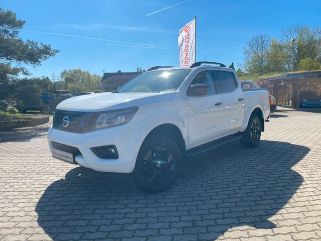 Nissan Navara NP300 N-Guard Double Cab 4x4