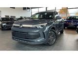 Volkswagen Tiguan 2.0 TDI Prime Navi AHK Pano ACC LED el.He