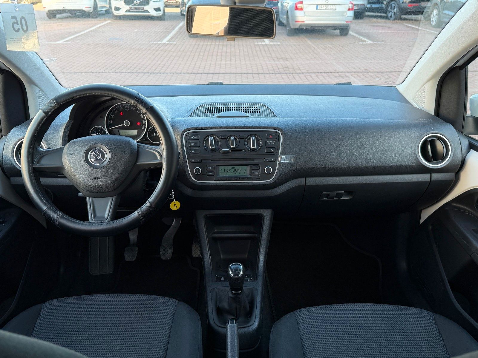 Fahrzeugabbildung SKODA Citigo 1.0 Elegance *Panorama*Sitzhzg*8fach*PDC*