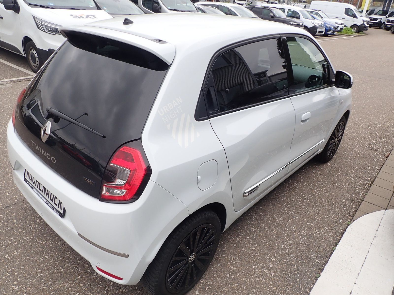 Fahrzeugabbildung Renault Twingo Techno Electric URBAN NIGHT