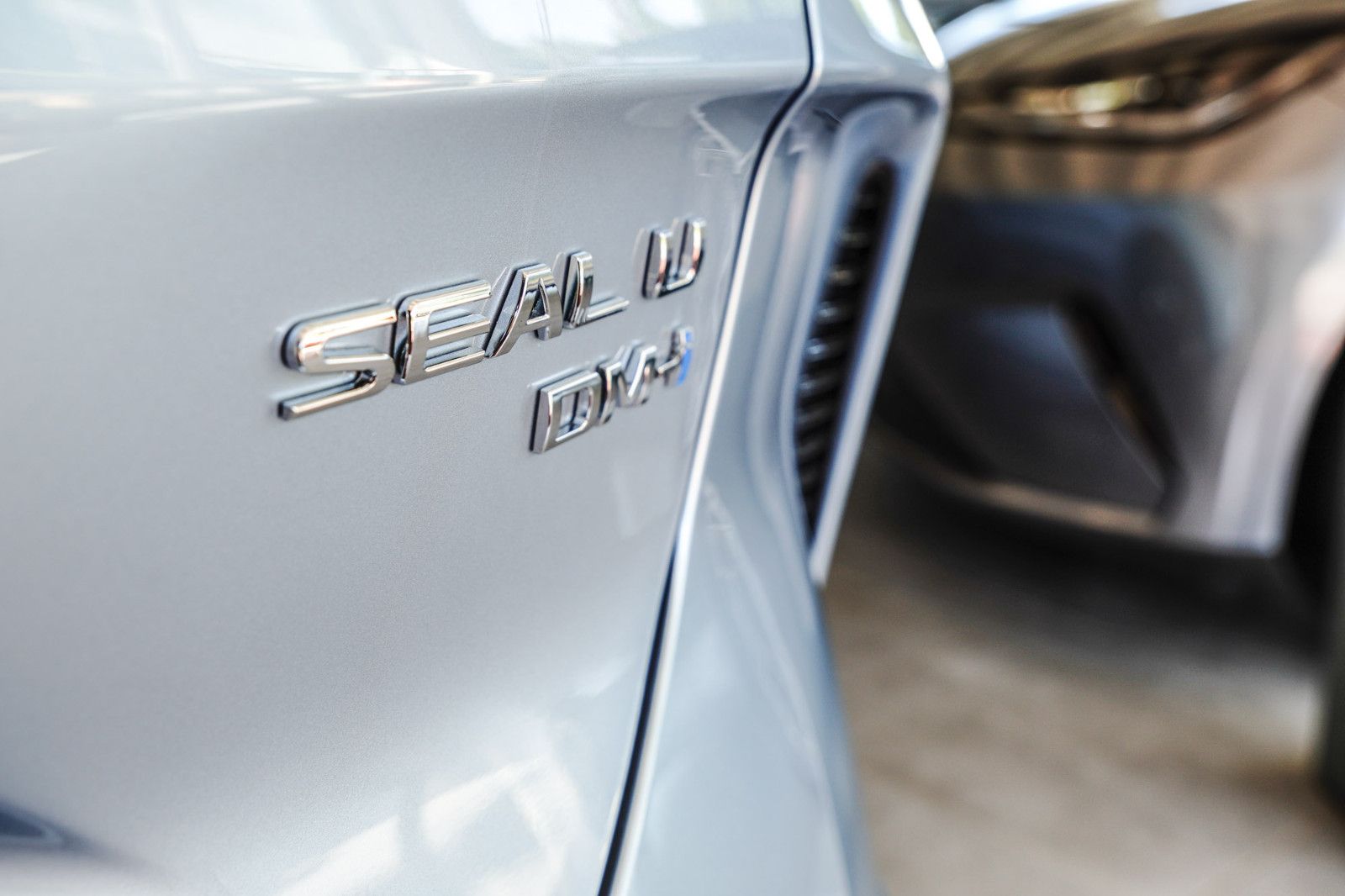 BYD SEAL U