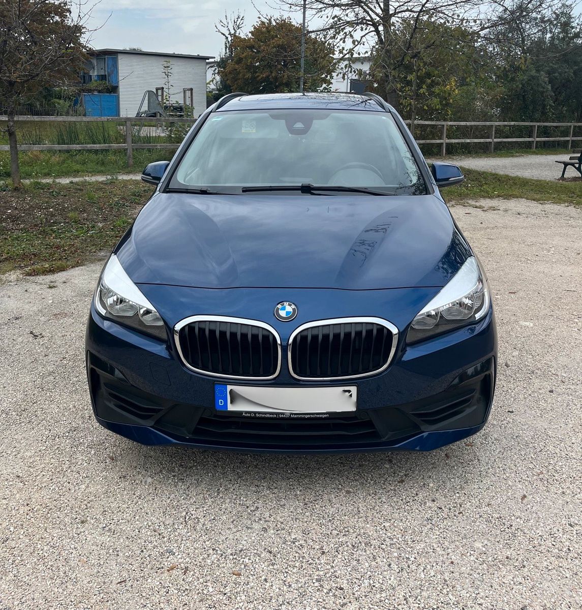 BMW BMW 218i Gran Tourer 7-Sitze, Navi, Panora...