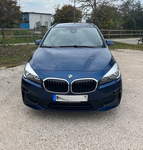 BMW BMW 218i Gran Tourer 7-Sitze, Navi, Panora...