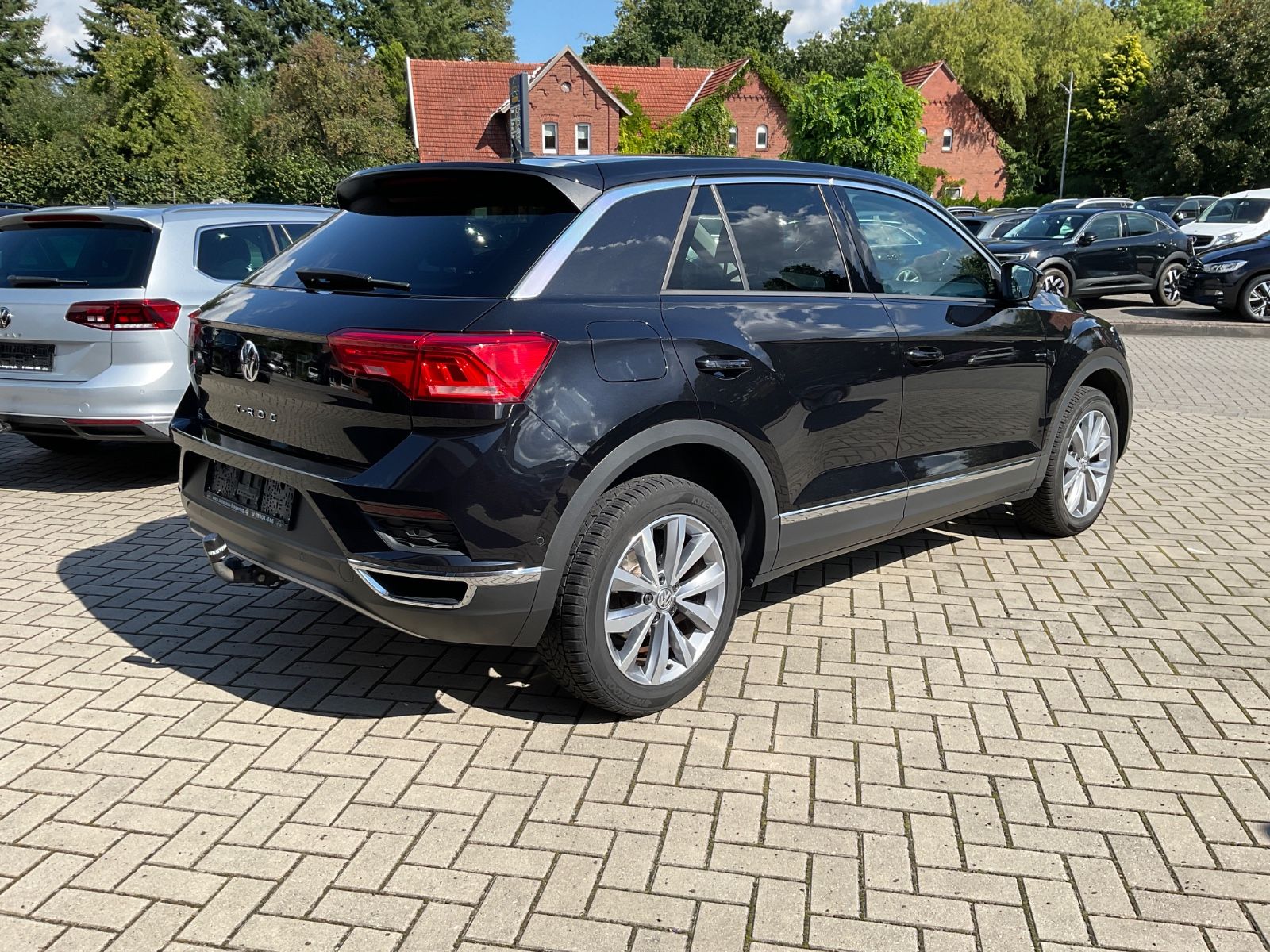 Fahrzeugabbildung Volkswagen T-Roc 1.5 TSI DSG,AHK,Navi,CarPlay