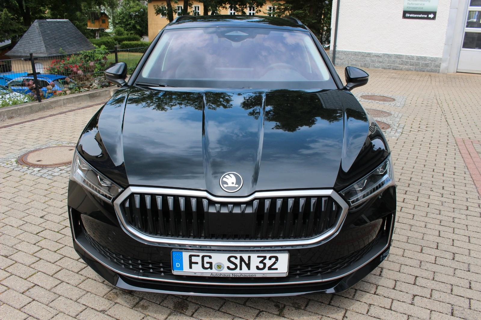 Skoda Superb Combi 2.0 TDI 110kW Selection Standheiz.