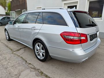 Mercedes E 200 - 6