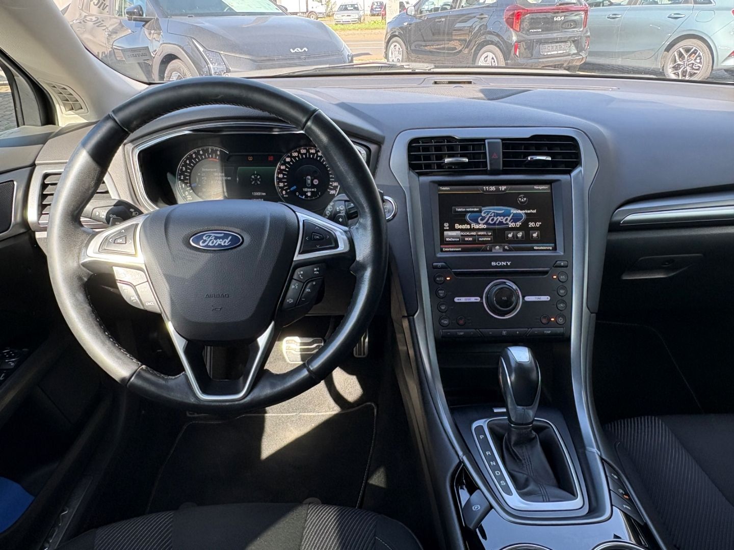 Fahrzeugabbildung Ford Mondeo Titanium elek Heckkl Memory totWinkAss