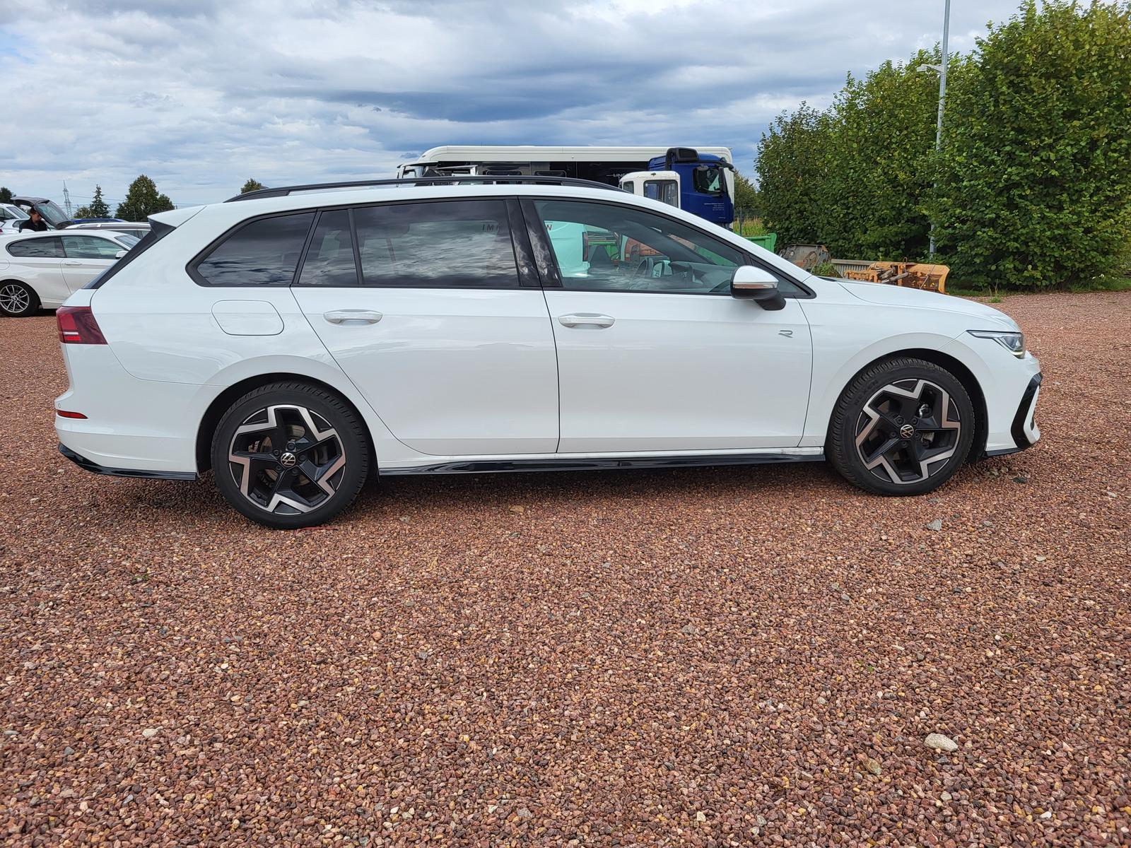 Volkswagen Golf Variant 1.5 eTSI DSG R-Line ACC Winter Kam., миниатюра 7