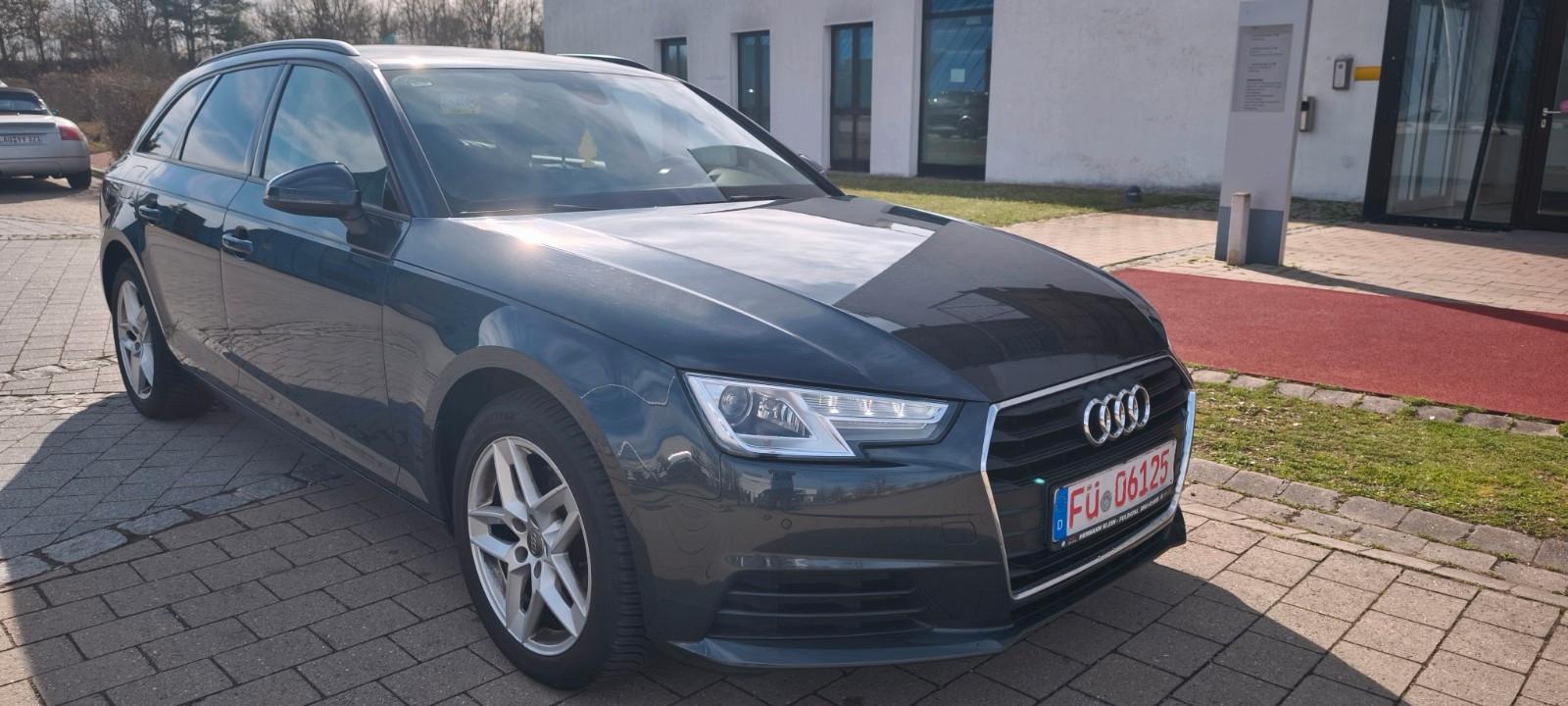 Audi A4 Avant 2.0TDI,DSG,BI-XENON,NAVI,LED