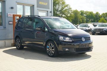 Volkswagen Touran - 4