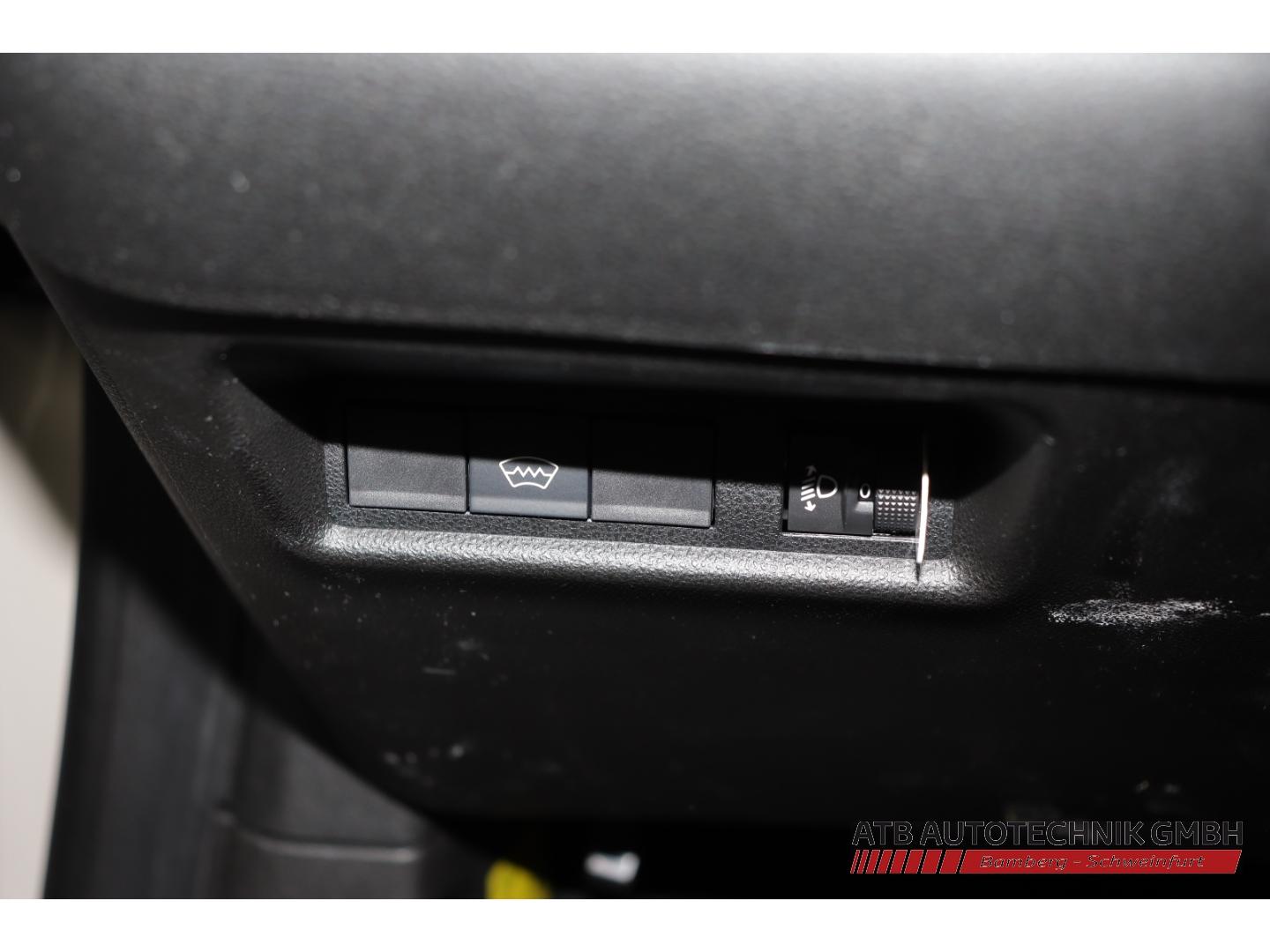 Fiat 600e MY25 La Prima 115 kW Navi Massagesitze LED 