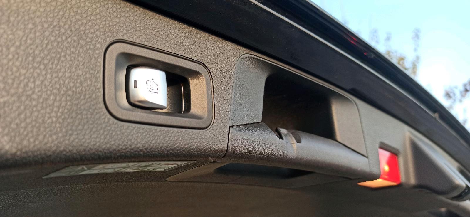 Mercedes-Benz C200 2015 — photo 6