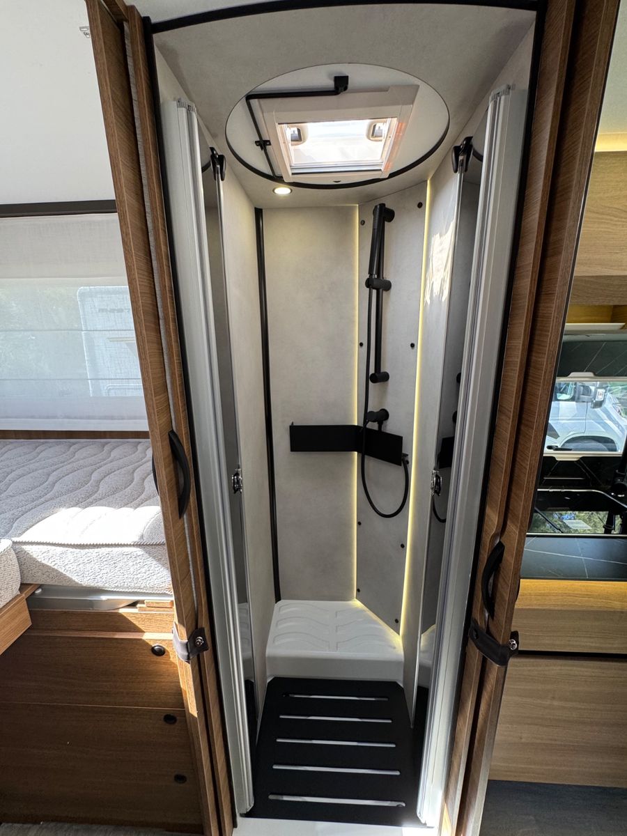 Fahrzeugabbildung Benimar Amphitryon 967 ALDE, Modell 2026