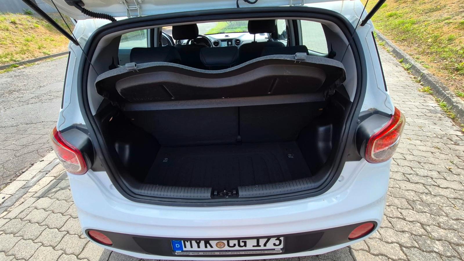 Hyundai i10 1.2 Passion, 87 PS,EZ 5/18 - 66100 KM - Navi