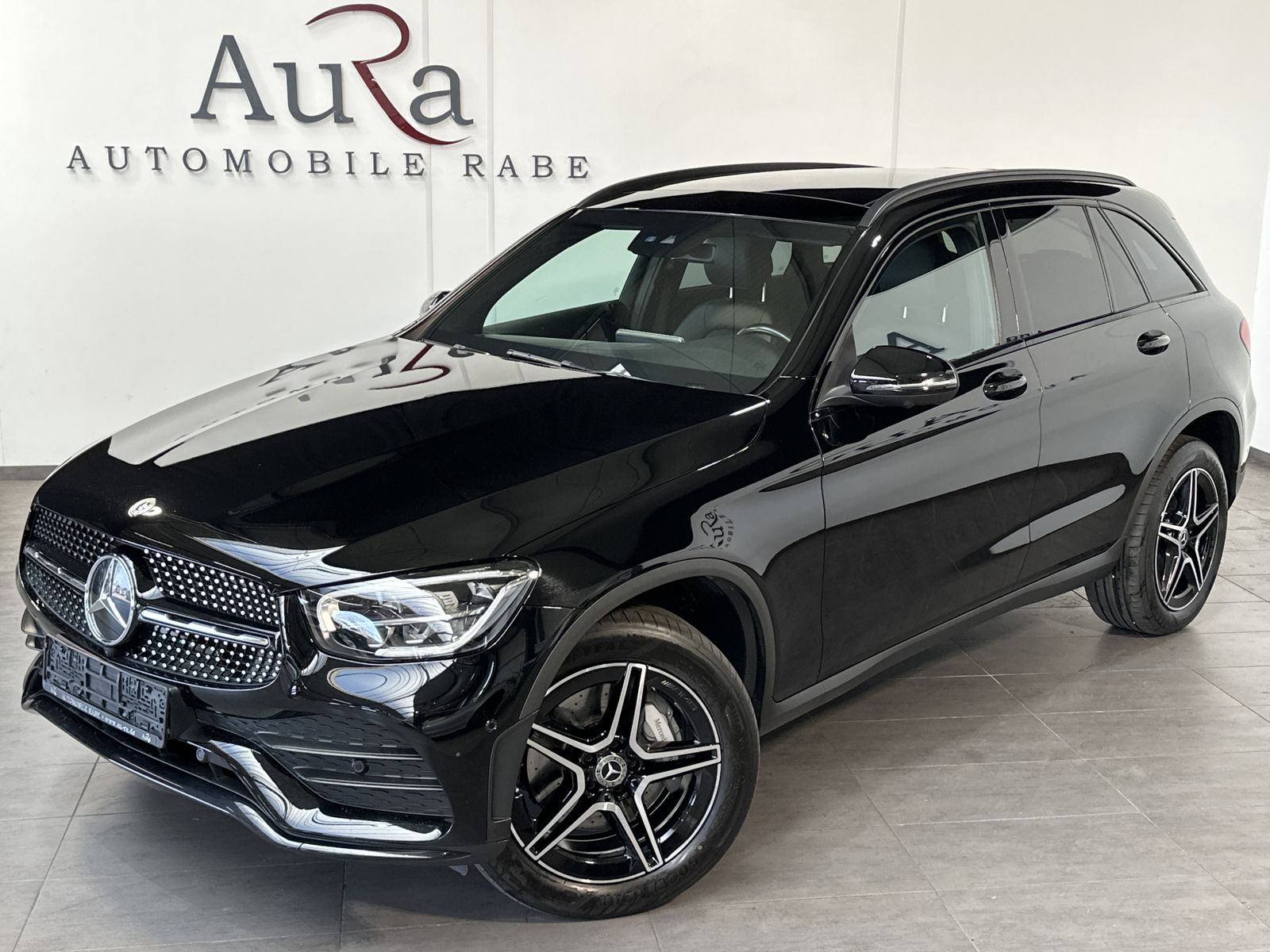 Fahrzeugabbildung Mercedes-Benz GLC 300de 4M AMG-Line NAV+LED+AHK+360°+PANO+19ZO