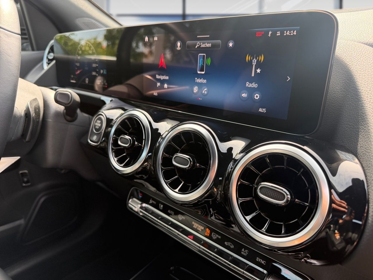 Fahrzeugabbildung Mercedes-Benz GLA 200 d AHK+KAMERA+MULTIBEAM+EASYPACK+