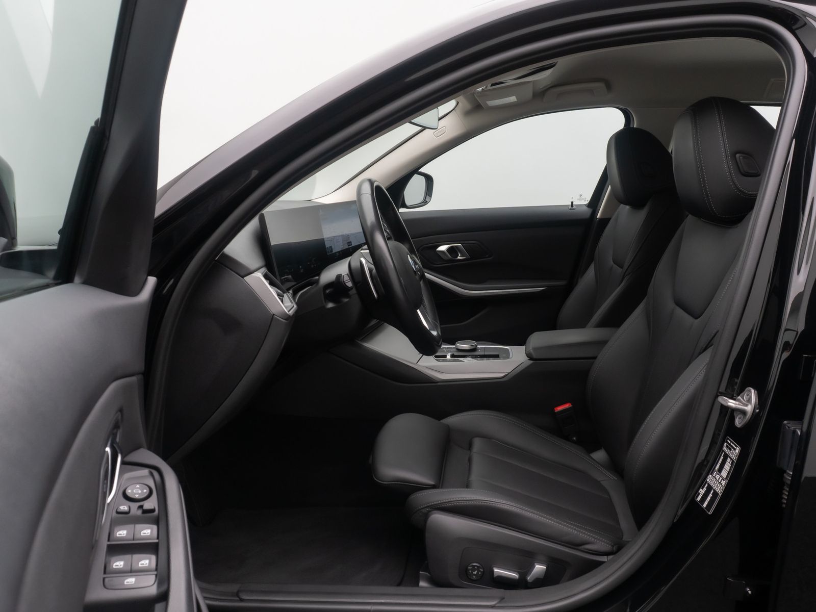 Fahrzeugabbildung BMW 320d DAB Leder Widscreen PDC Komfort Sport LED