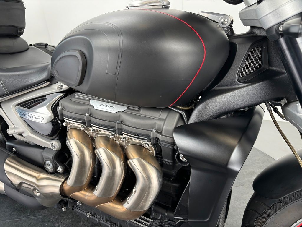 Fahrzeugabbildung Triumph ROCKET 3 GT *SEITL. KZH *TOP-ZUSTAND *2. HAND