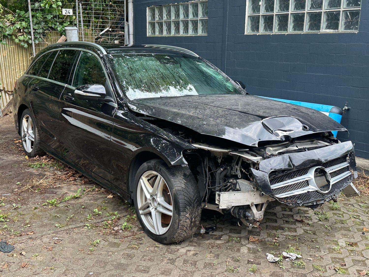 Mercedes-Benz C 250 d BlueTec TModel AMG Panorama-Navi-Led-Agi