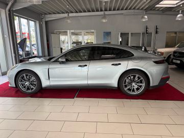 Porsche Panamera - 9