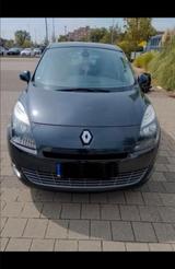 Renault Grand Scenic Dynamique TCe 130 Dynamique - Renault Grand Scenic Dynamique mit Benzin-Antrieb