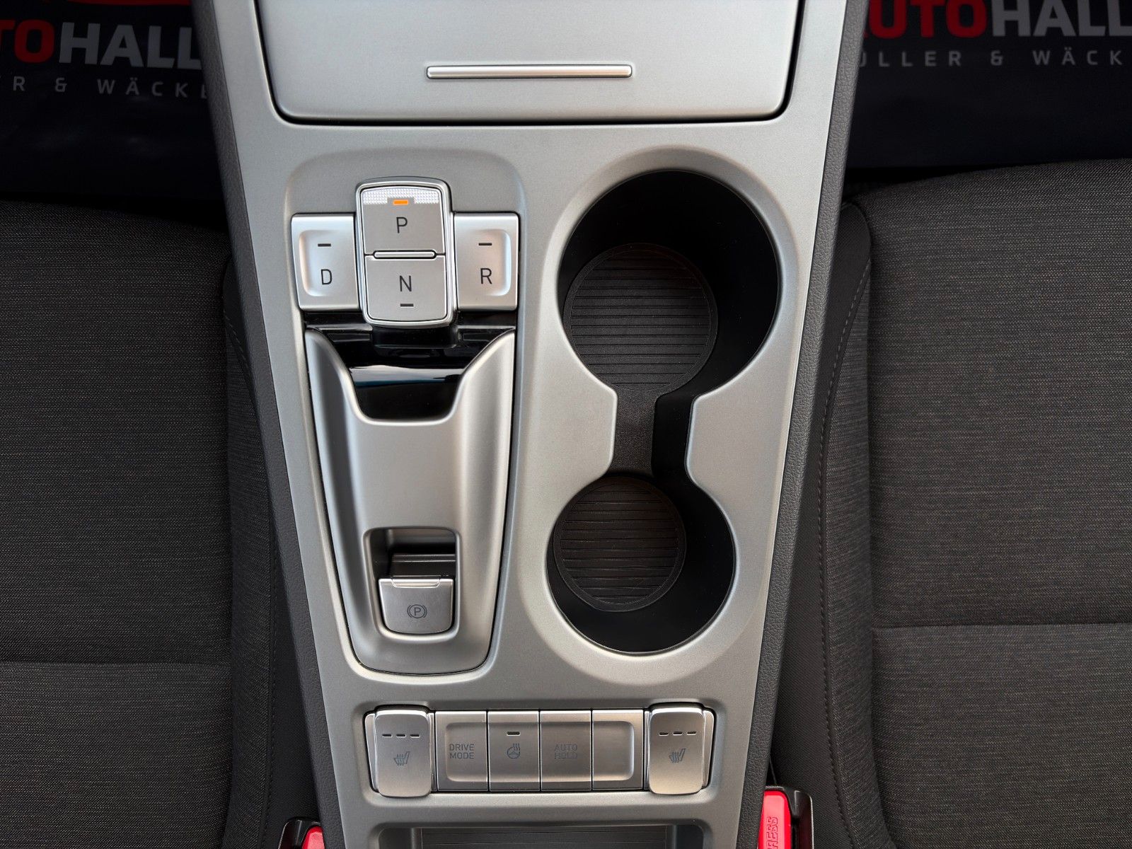 Fahrzeugabbildung Hyundai KONA E Select ACC LKAS PDC CAM SHZ CarPlay