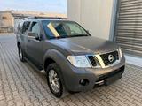 Nissan pathfander 3.0 - Nissan Pathfinder mit Anhängerkupplung