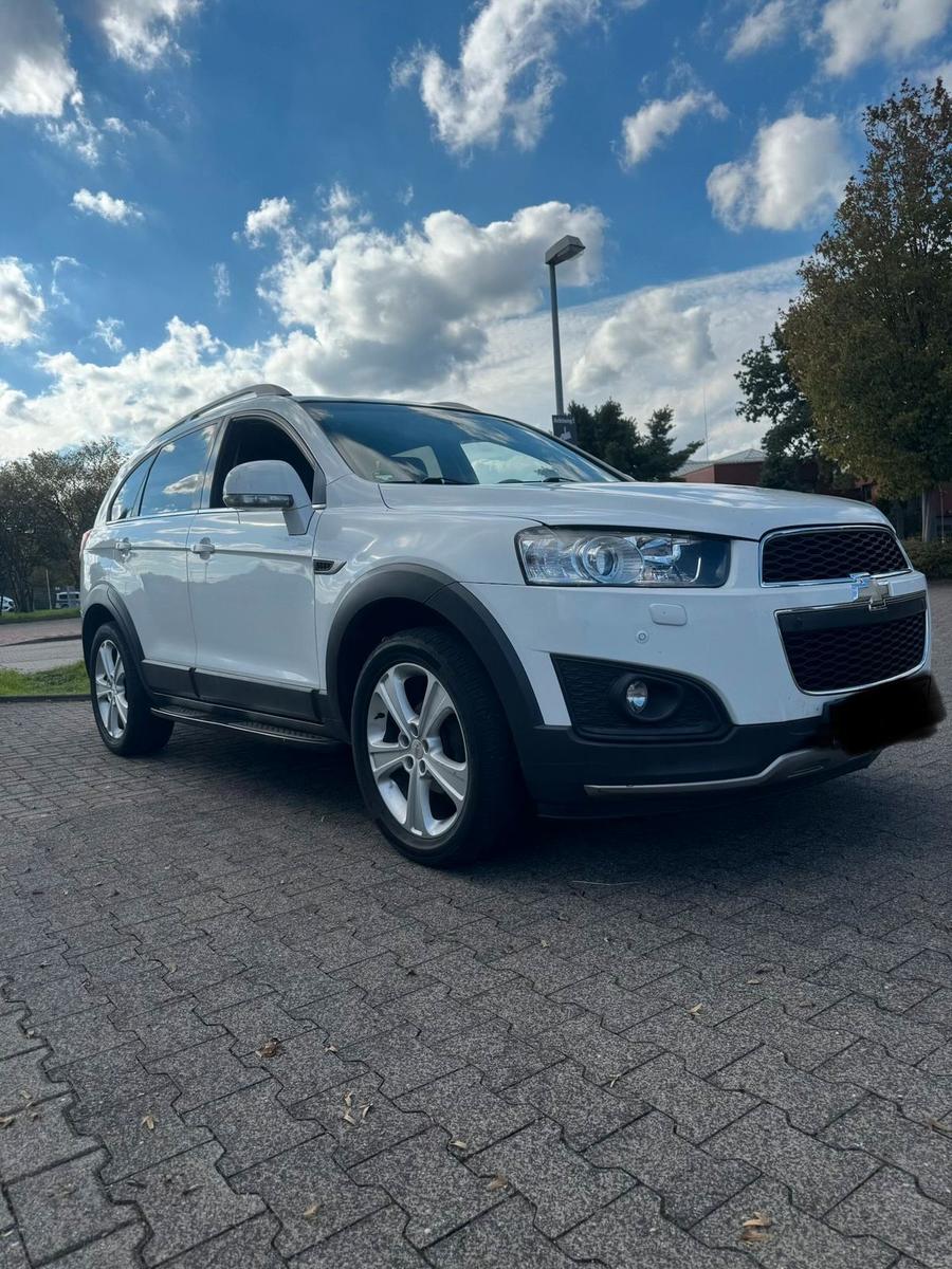 Chevrolet Captiva 2014 — салон