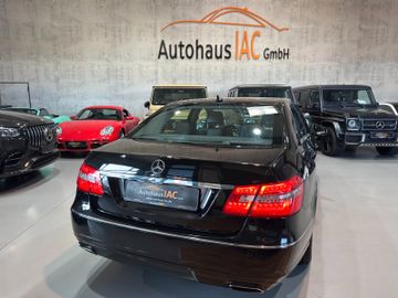 Mercedes E 200 - 2
