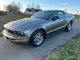 Ford Mustang 4.0, TÜV Neu, 1.Hand - Ford Mustang aus 2005: Coupé