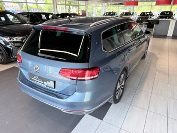 Volkswagen Passat Variant - 6