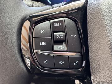 Ford Tourneo Custom L2 Titanium LED  70L Tank