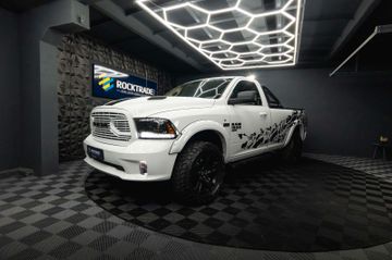 Dodge RAM - 1