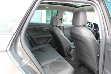 Fahrzeugabbildung SEAT Leon 2.0 TDI ST FR Navi Pano LED