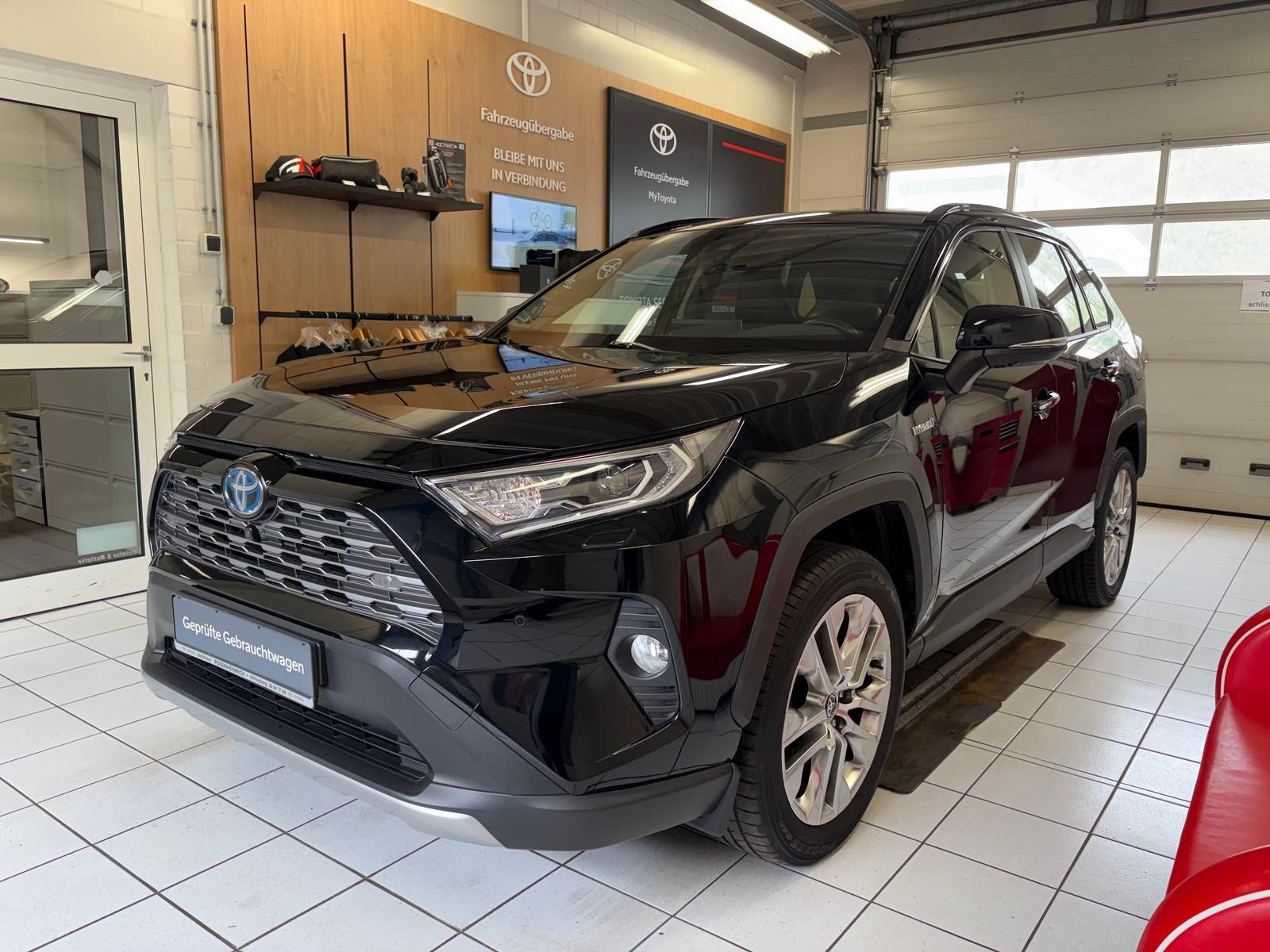 Toyota RAV4 Hybrid 4x4 Lounge