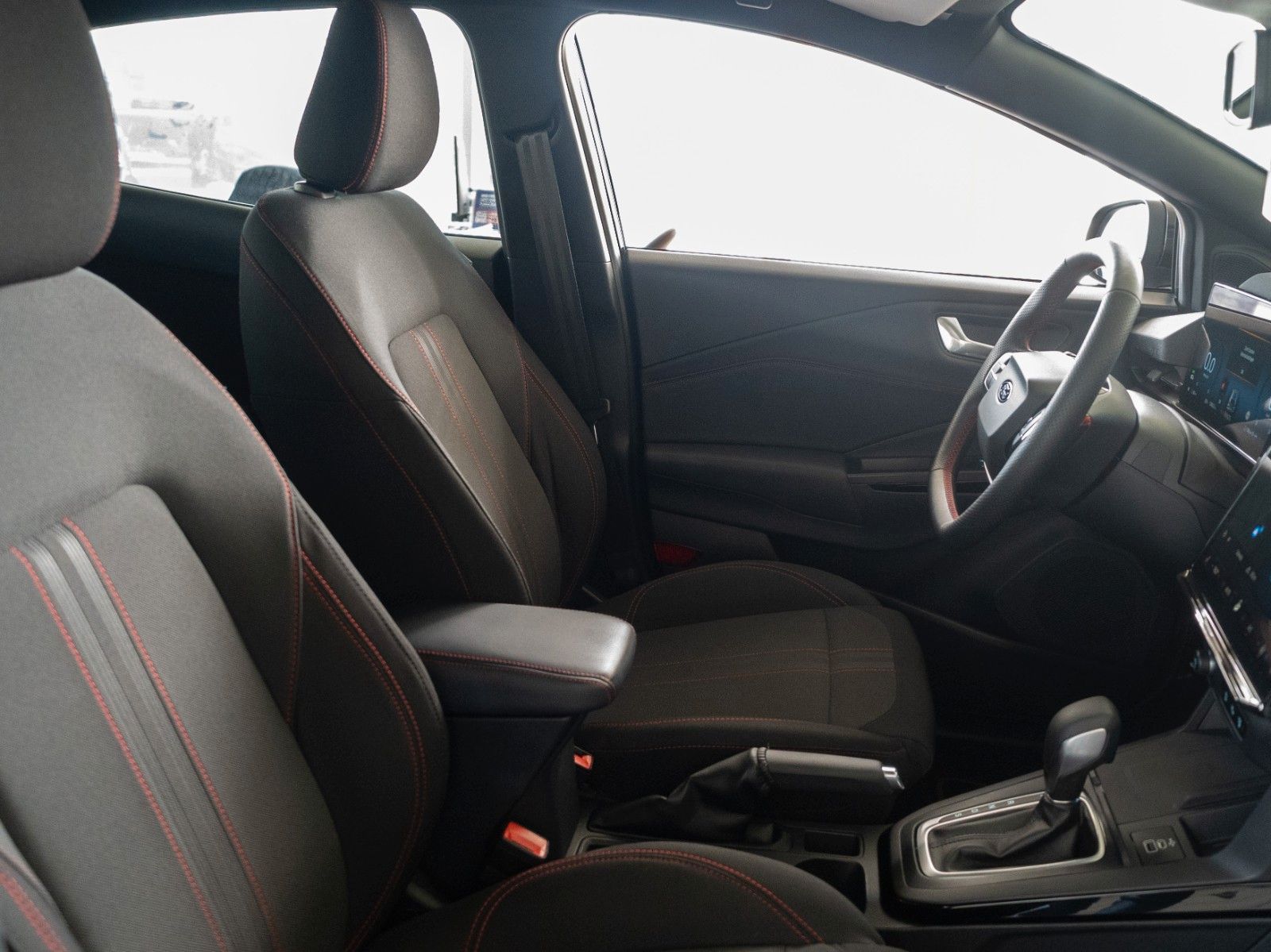Fahrzeugabbildung Ford Puma ST-Line NEUES MODELL/AUTOM./WINTER-P.