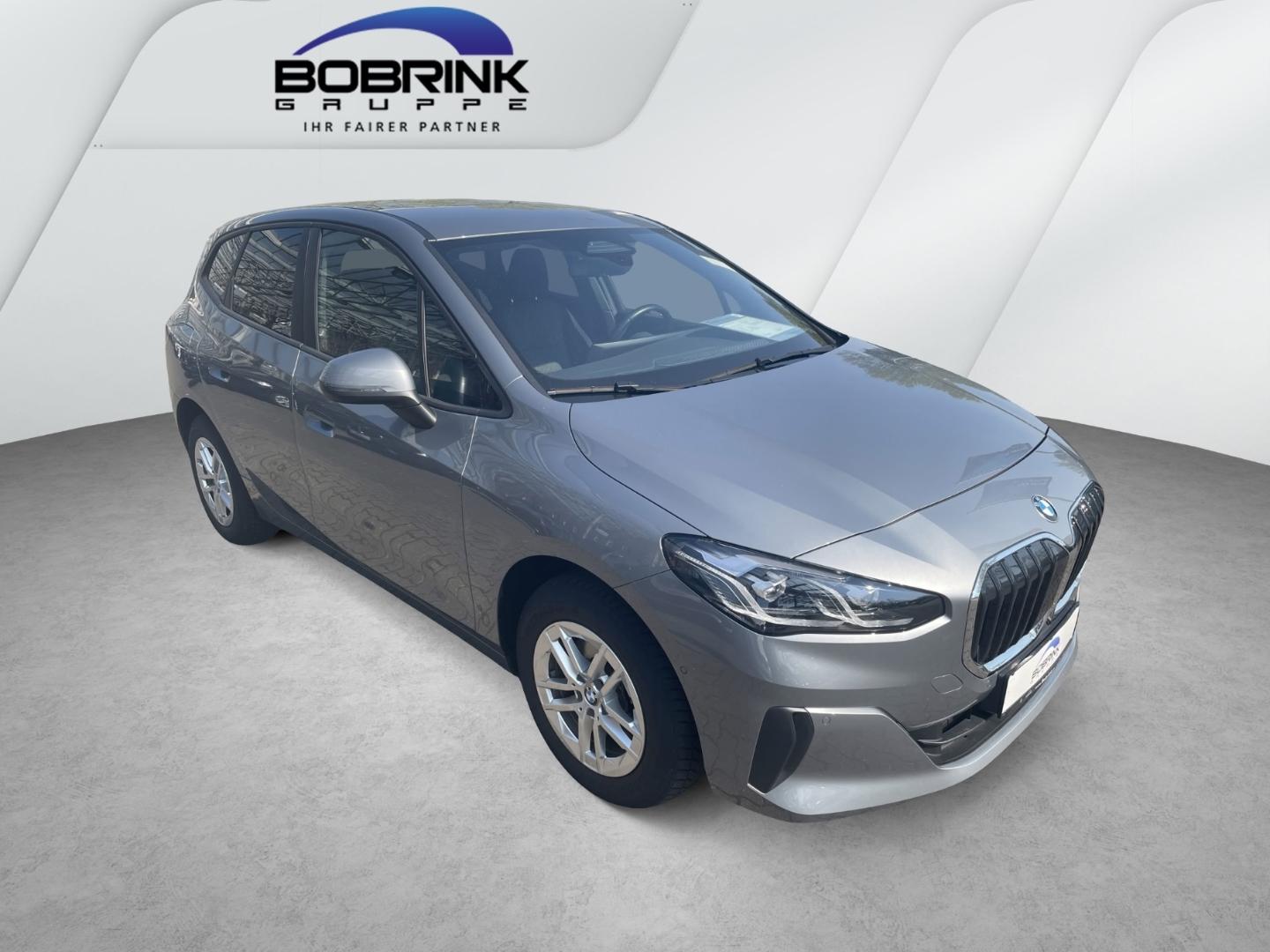 BMW 220 Active Tourer i AHK Parkass. adap.LED H/K DA