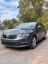 Skoda Octavia 1.5 TSI ACT DSG CLEVER Combi CLEVER - Skoda Octavia Gebrauchtwagen in Leipzig