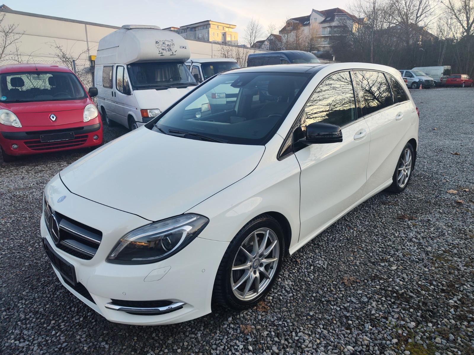 Mercedes-Benz B 250  VOLLAUSSTATTUNG